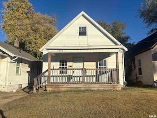 2332 N Ellis St, Peoria, IL 61604