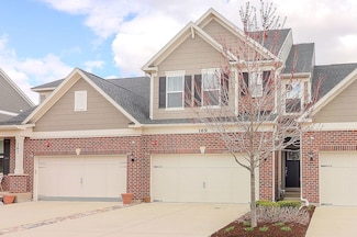 169 Waverly Ct, Bloomingdale, IL 60108