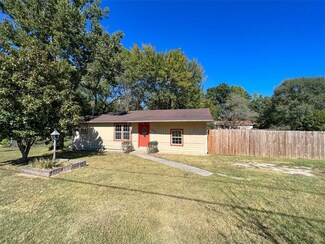 1800 N Center St, Elkins, AR 72727