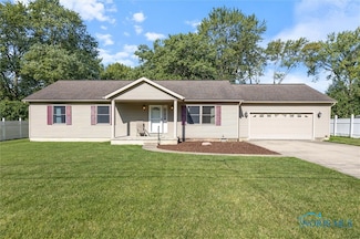 1756 Rhode Island Rd, Holland, OH 43528
