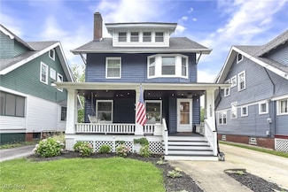 1222 Bonnieview Ave, Lakewood, OH 44107
