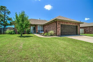 387 Harvest Hills, Harrah, OK 73045