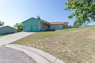 2706 Needle Ct, Gillette, WY 82718