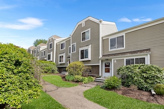 71 Aiken St Unit K12, Norwalk, CT 06851