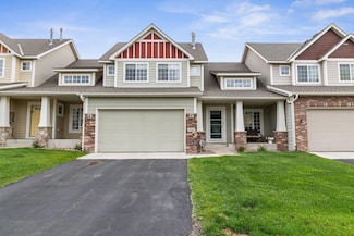21312 Hytrail Cir, Lakeville, MN 55044