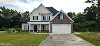 793 Fairway Rd, Ayden, NC 28513