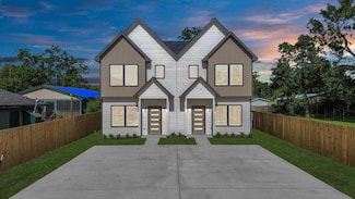 8418 Observatory St, Houston, TX 77088