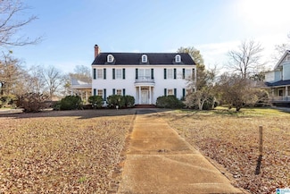 305 South St E, Talladega, AL 35160