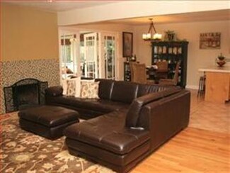 5674 Keymar Dr, San Jose, CA 95123