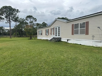 627 Camino Real Blvd, Clewiston, FL 33440