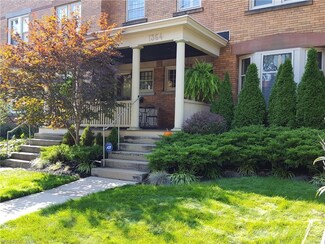 1364 W 112th St, Cleveland, OH 44102