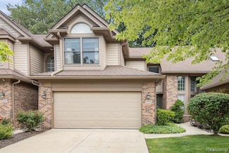 5204 Royal Vale Ln, Dearborn, MI 48126