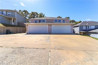 2915& 2917 E Sterling Ct, Fayetteville, AR 72703