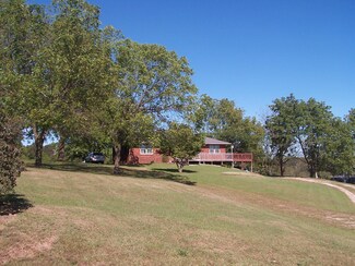 9775 E Farm Road 86, Strafford, MO 65757