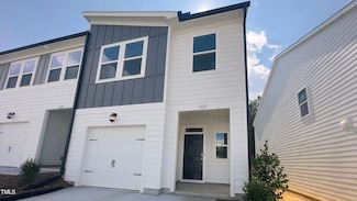 1127 Merlot Hills Ln, Durham, NC 27704