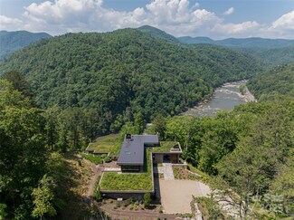 112 Moon Shadow Ln, Marshall, NC 28753