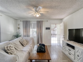 430 W 2nd St, San Pedro, CA 90731
