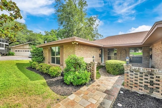 7338 Walling Ln, Dallas, TX 75231