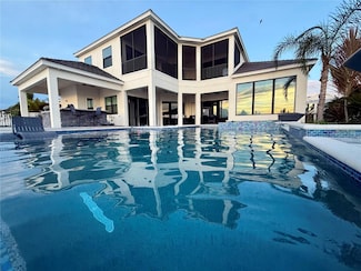 684 Regatta Way, Bradenton, FL 34208