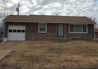 9245 Edna St, Saint Louis, MO 63137