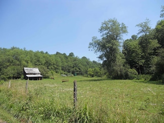 595 Wades Run and Bowlby Rd, Morgantown, WV 26501
