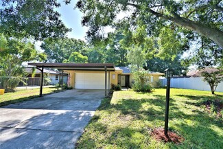106 Duval Rd, Winter Haven, FL 33884