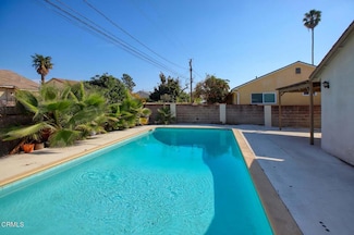 9726 Mercedes Ave, Arleta, CA 91331