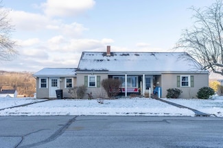 830 Sage Hill Dr, Williamsburg, PA 16693