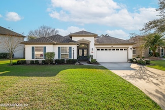 2337 Country Side Dr, Fleming Island, FL 32003