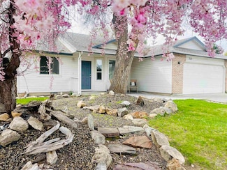 325 N Mira Ave, Star, ID 83669