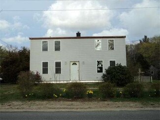 806 County Rd, West Wareham, MA 02576