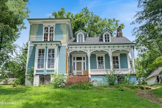 470 E Van Dorn Ave, Holly Springs, MS 38635