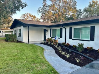 1502 Cherrywood Ave, Tampa, FL 33613