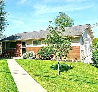 104 Mercury Dr, Coraopolis, PA 15108
