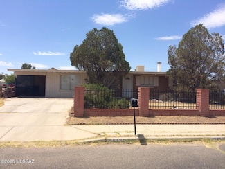 4220 E 27th St, Tucson, AZ 85711