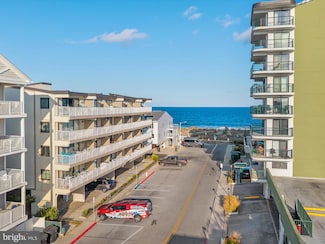 8 35th St Unit 101, Ocean City, MD 21842