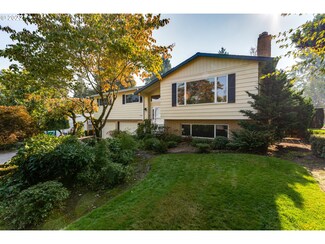 1030 SE 22nd Ct, Gresham, OR 97080
