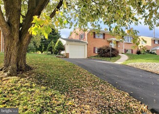 11510 Englewood Rd, Hagerstown, MD 21740