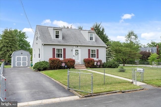 404 Holly Rd, Glen Burnie, MD 21061