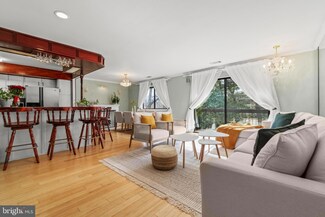 115 E Kings Hwy Unit 252, Maple Shade, NJ 08052