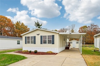 18592 Edwards Rd Unit 243, Doylestown, OH 44230