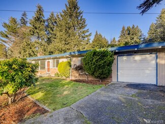 18526 36th Place NE, Lake Forest Park, WA 98155