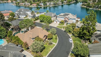 534 E Mariners Cir, Fresno, CA 93730