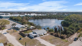 1495 & 1493 New Point Comfort Rd, Englewood, FL 34223