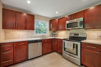47 Saco St Unit 47, Newton Upper Falls, MA 02464