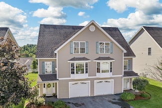 6 Monarch Ct, Hudson, NH 03051