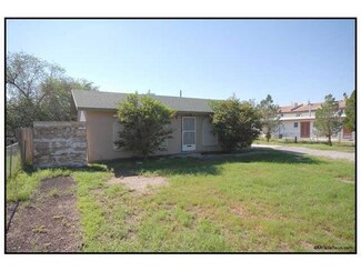 536 Center Way, El Paso, TX 79915
