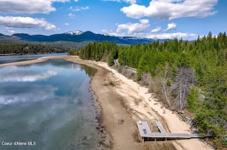 457 Gypsy Bay Rd, Sagle, ID 83860