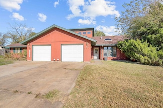 216 Northridge Ct, Lindsborg, KS 67456