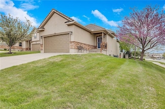 801 NE Lone Hill Dr, Lees Summit, MO 64064